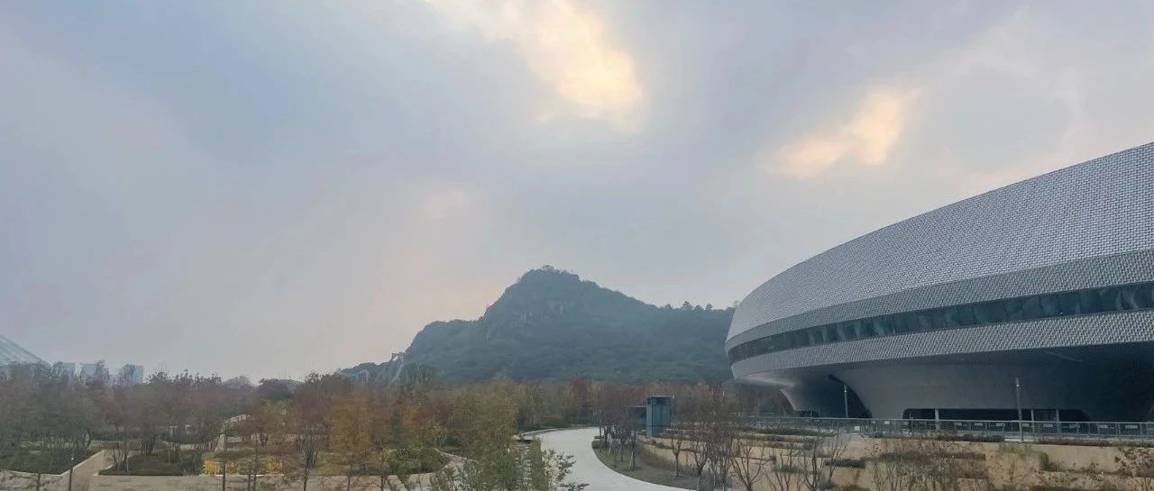 Featured image of post 到有人的地方去